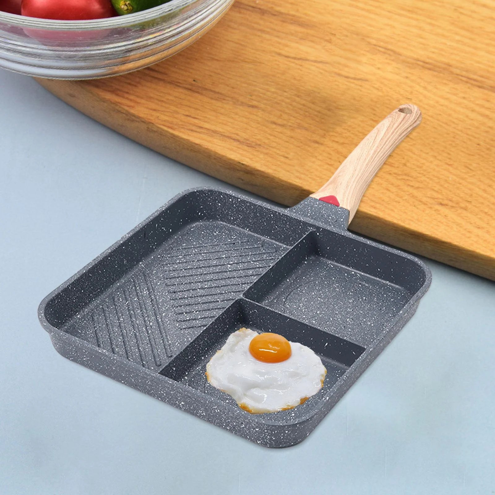 3 Section Nonstick Breakfast Frying Pan O682319
