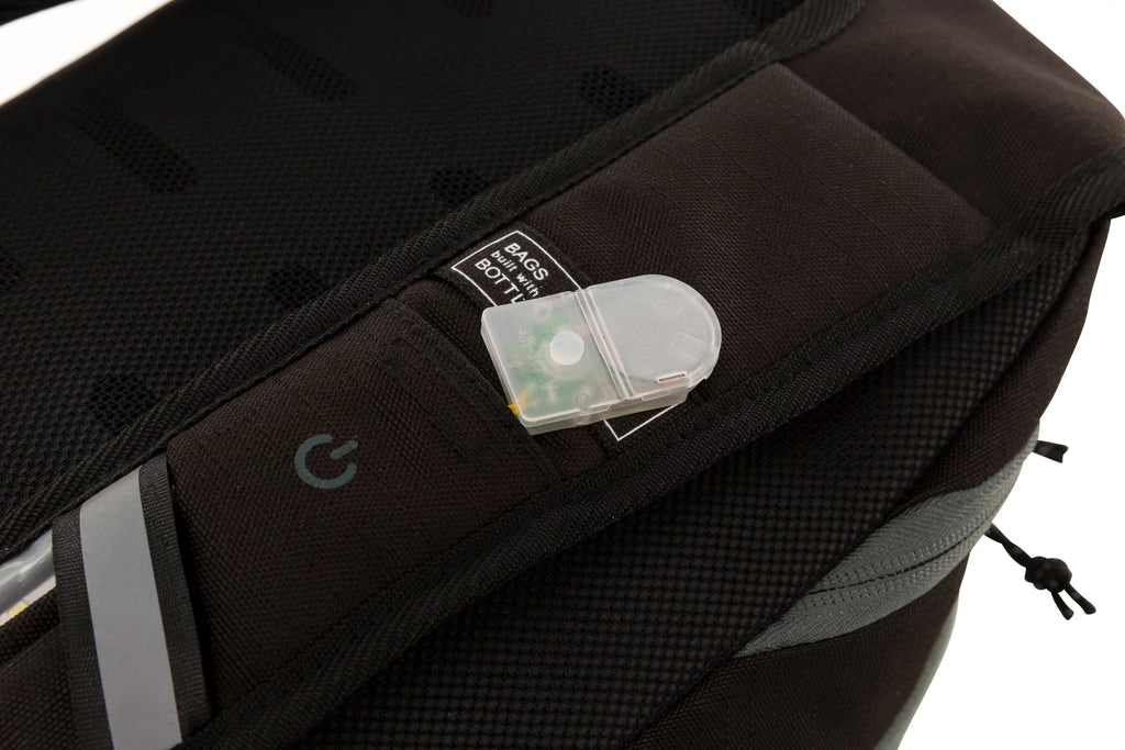 Hydration Backpack with 2 L Reservoir, Black J414129