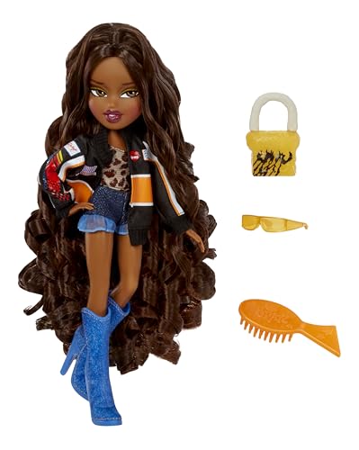 Sasha Fashion Doll with Accessories Y129