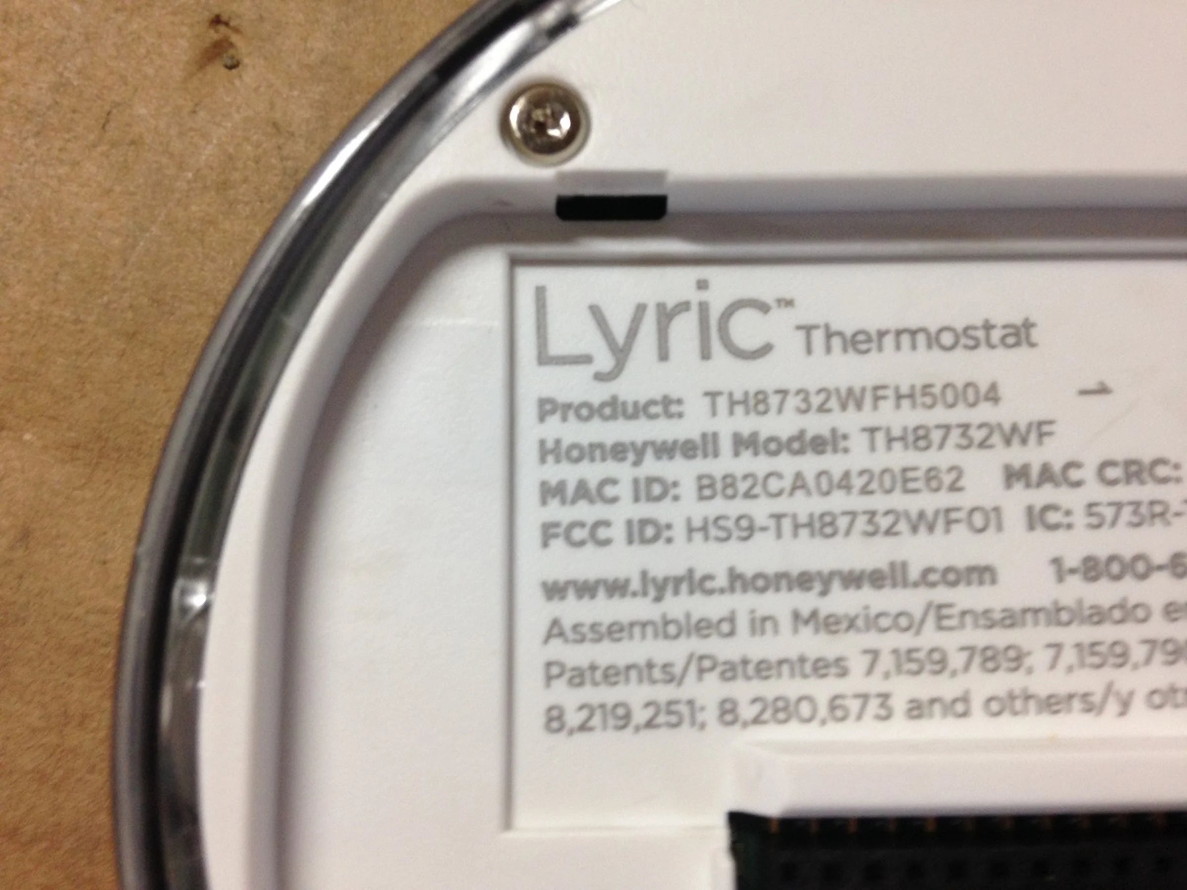Smart Round WiFi Programmable Thermostat E336934