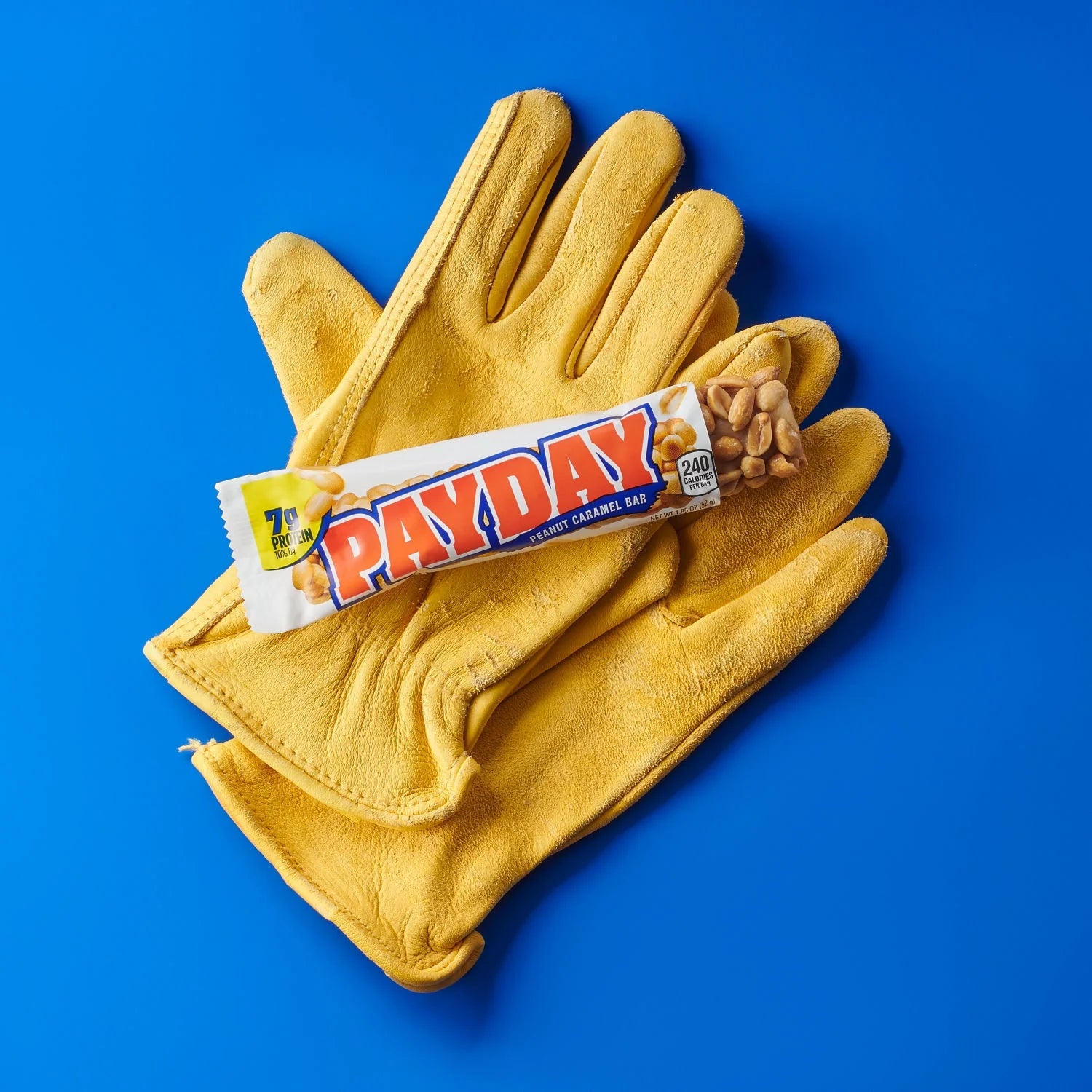 Peanut Caramel Candy Bars, 1.85 oz, 24 Count V553