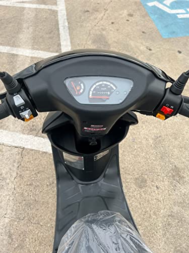 50cc Scooter Moped with Matching Trunk A248549