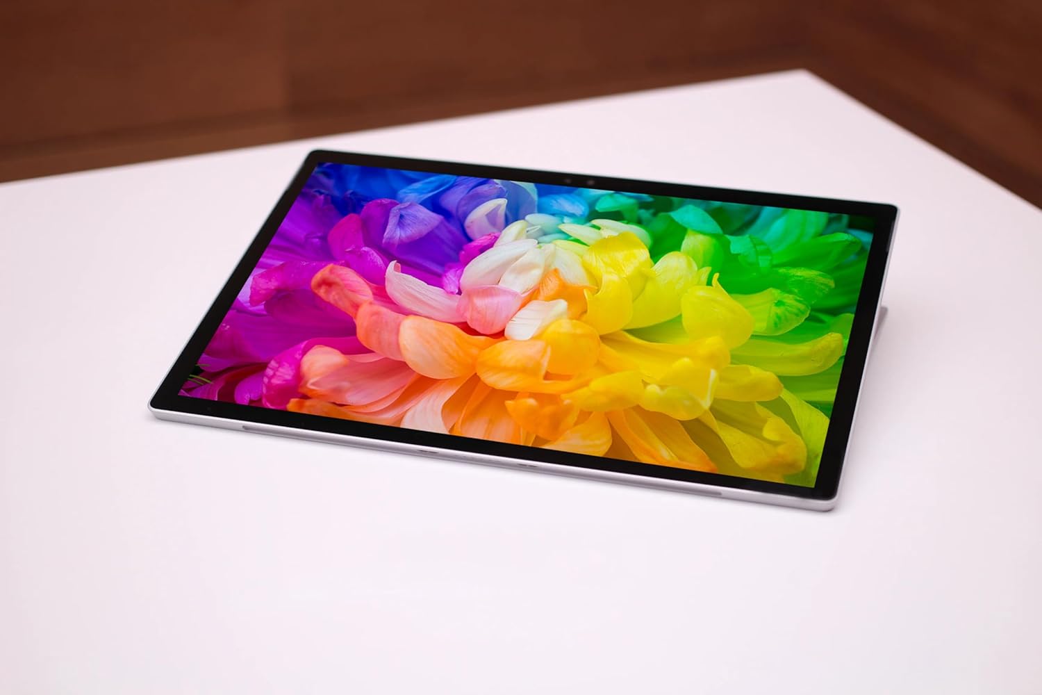 Surface Pro 5 Tablet PC, 12.3" Touchscreen, Core i5, 8GB RAM, 256GB SSD, Windows 10 Pro H485856