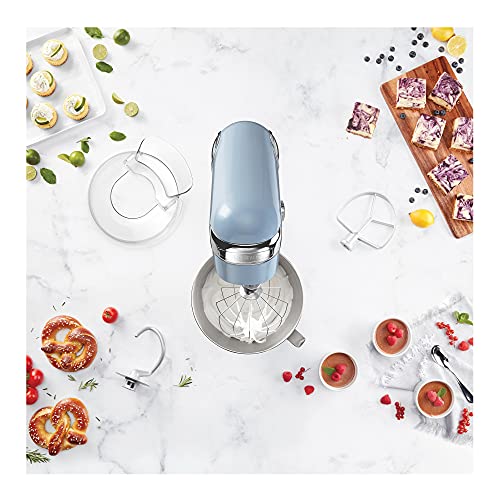 5.5-Quart Digital Stand Mixer with 12 Speeds R260