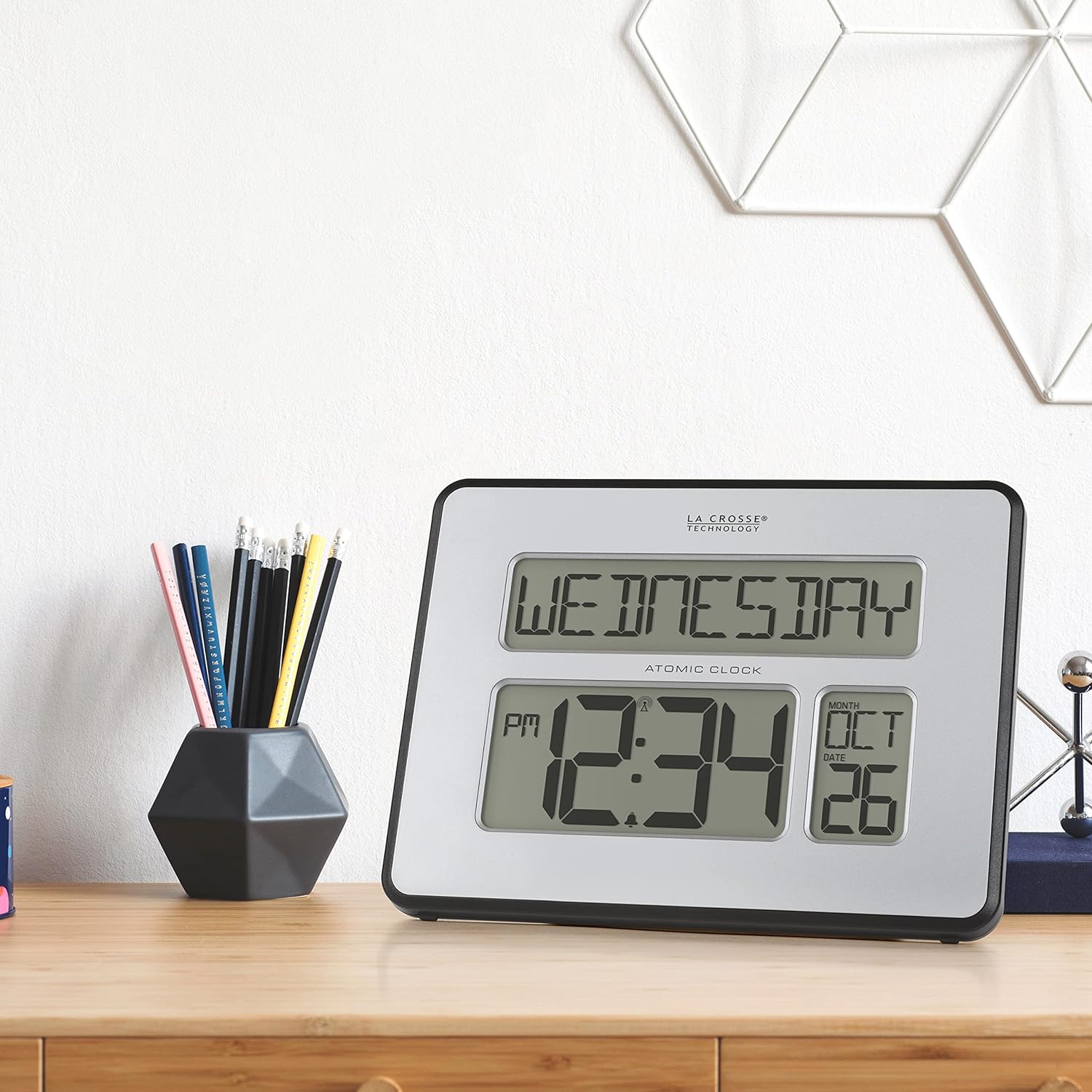 Atomic Full Calendar Clock with Extra Large Digits C308