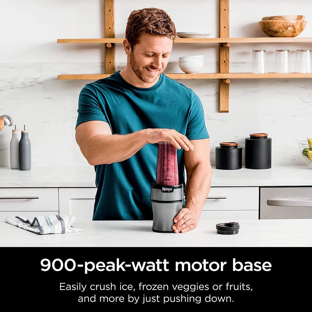 Compact Personal Blender, 900-Peak-Watt Motor, Silver P942971