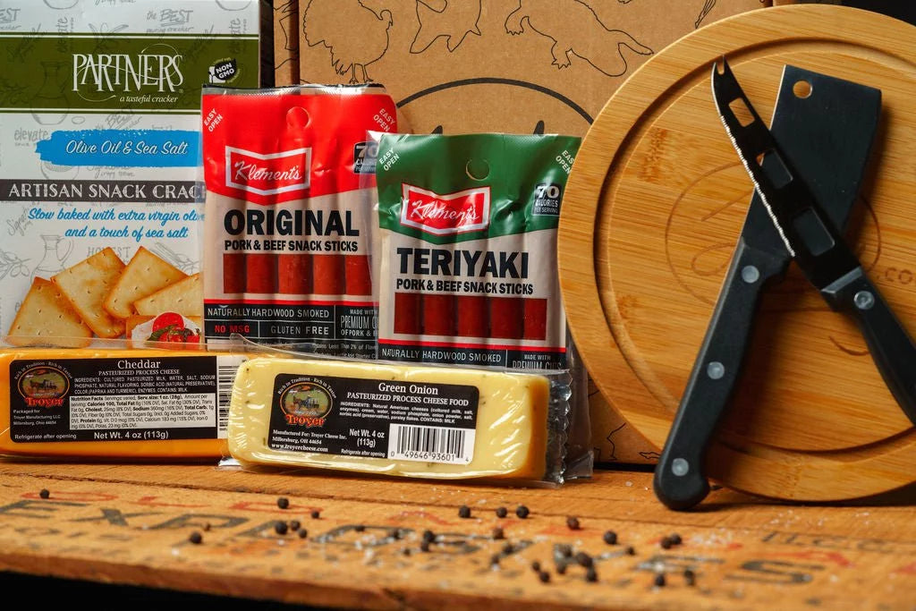 Charcuterie Gift Set with Meat and Cheese A175722