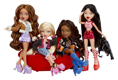 Sasha Fashion Doll with Accessories Y129