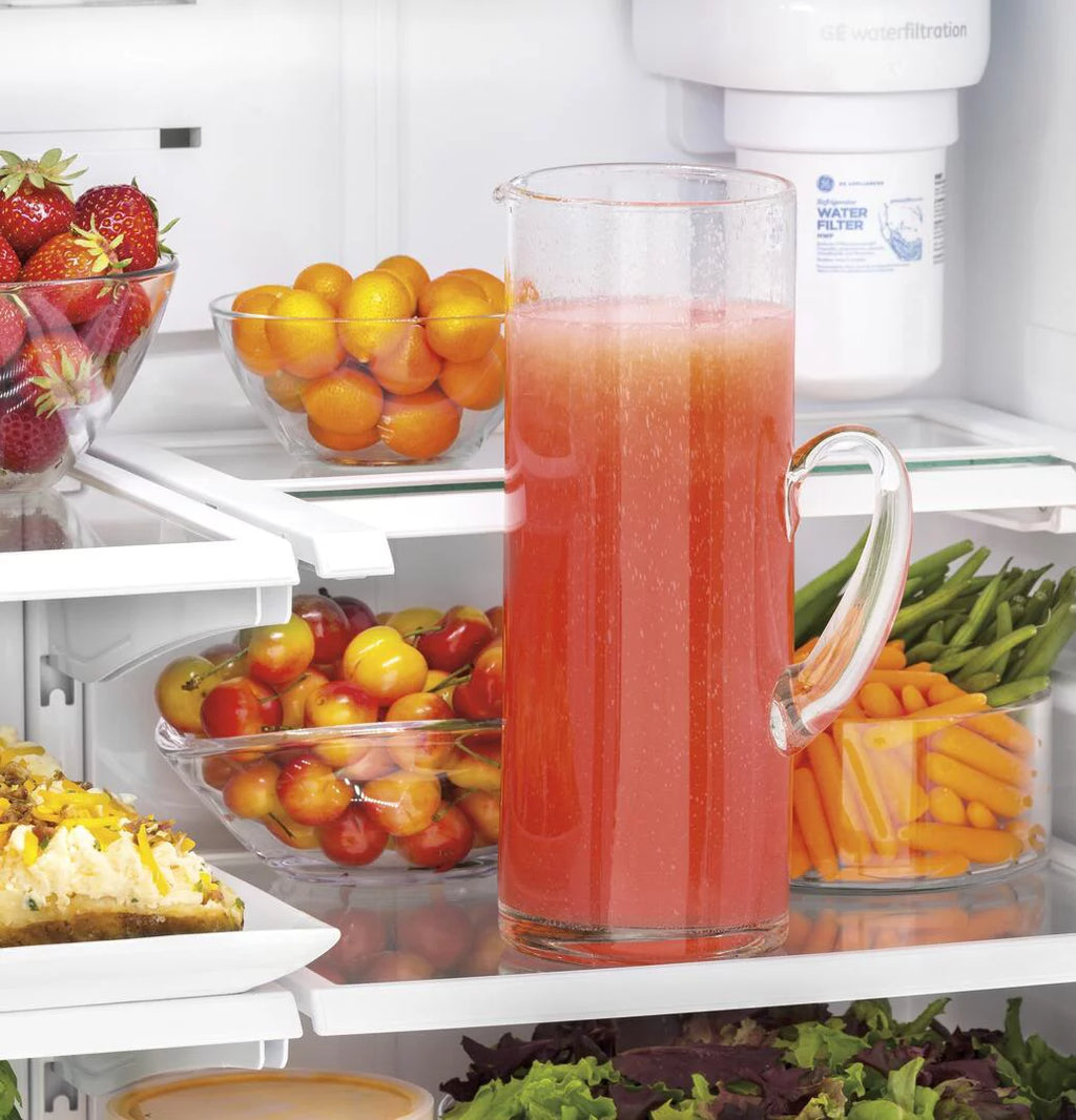 Counter Depth French Door Refrigerator with 17.5 cu ft Capacity V112720