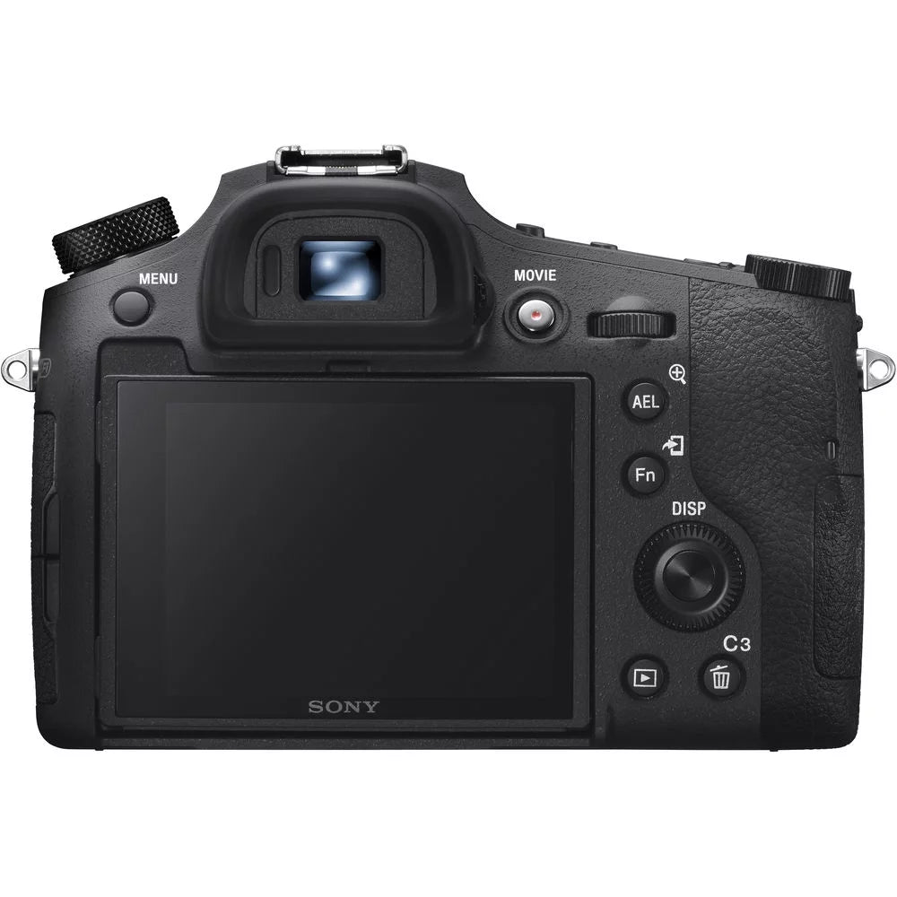 Digital Camera with Extra Battery and 32GB D8758