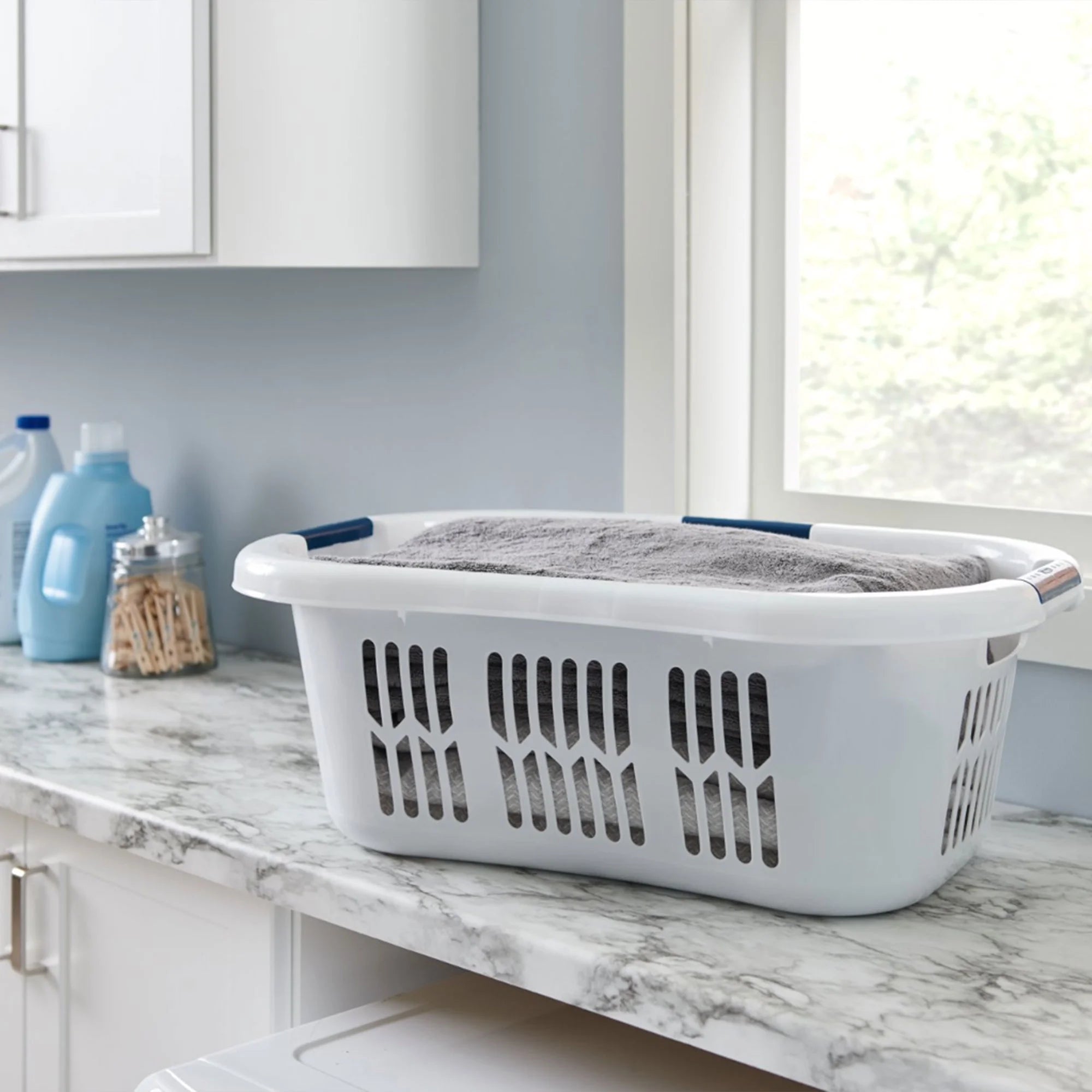 Large Portable Plastic Laundry Basket, White H29093