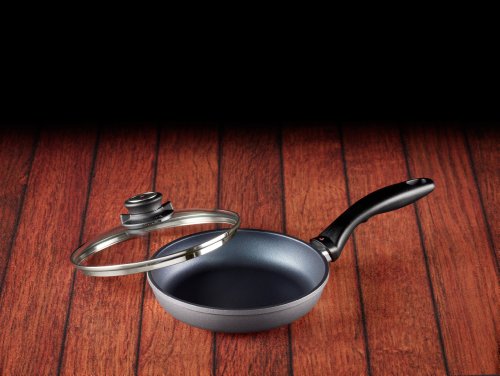 8 Inch Nonstick Frying Pan with Lid, Oven Safe Skillet U372777