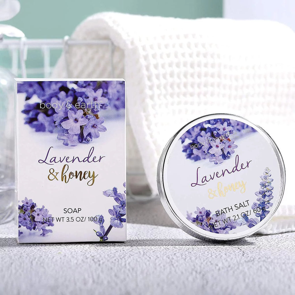 Lavender and Honey Spa Gift Set for Women O95575