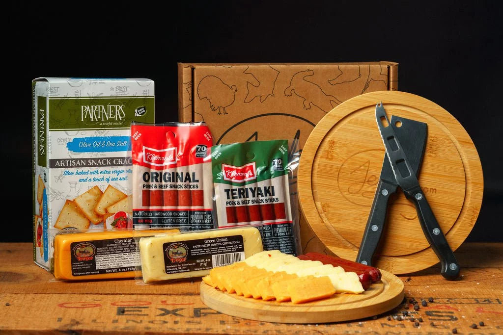 Charcuterie Gift Set with Meat and Cheese A175722
