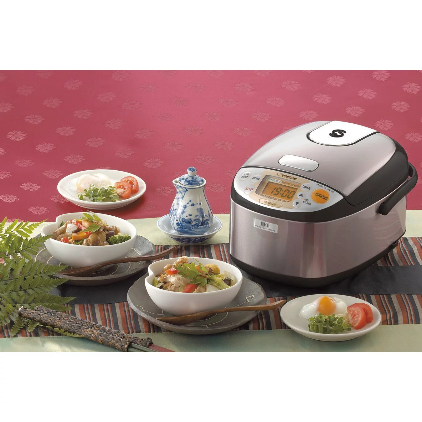 Induction Heating Rice Cooker and Warmer, 3-Cup I113